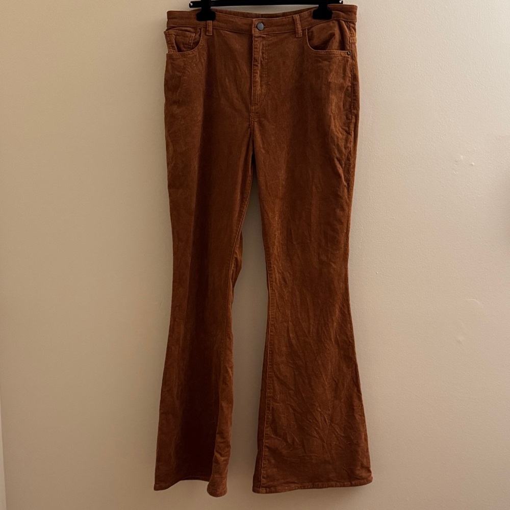 DL1961 Rachel High Rise Instascupt Flare Jeans